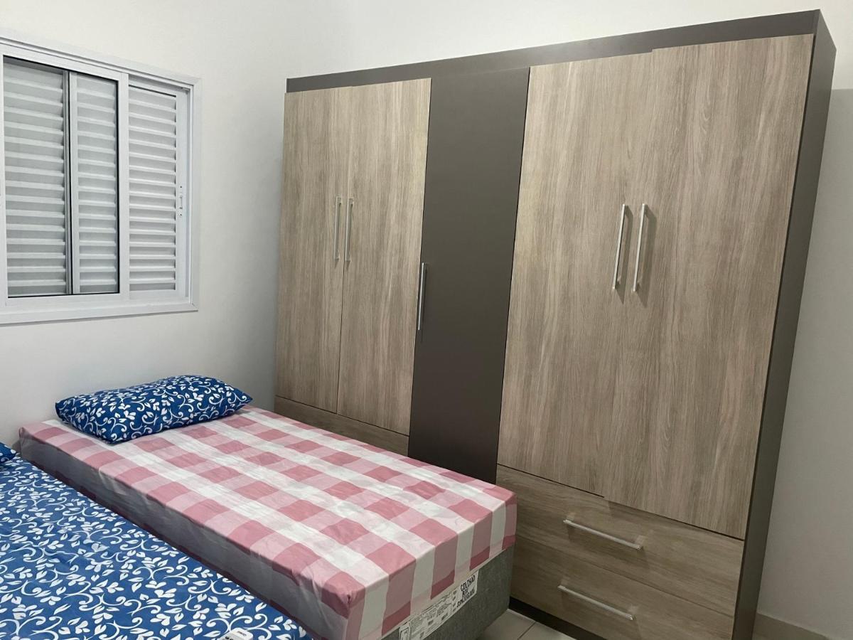 Апартаменты Apartamento Гуаружа Экстерьер фото